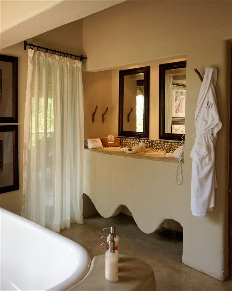 Impodimo Game Lodge Madikwe Game Reserve Zewnętrze zdjęcie