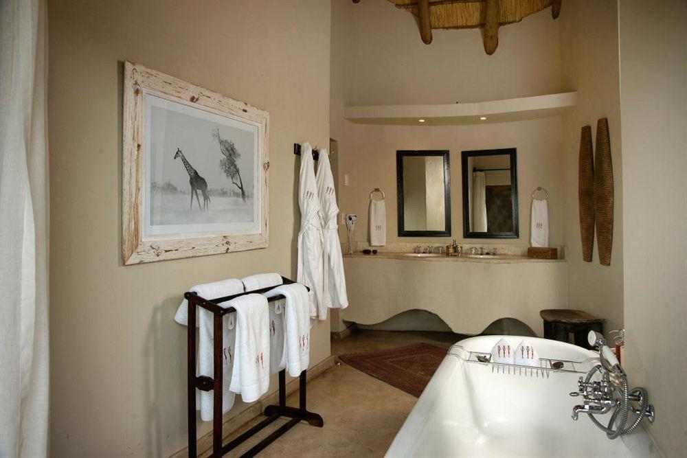 Impodimo Game Lodge Madikwe Game Reserve Zewnętrze zdjęcie